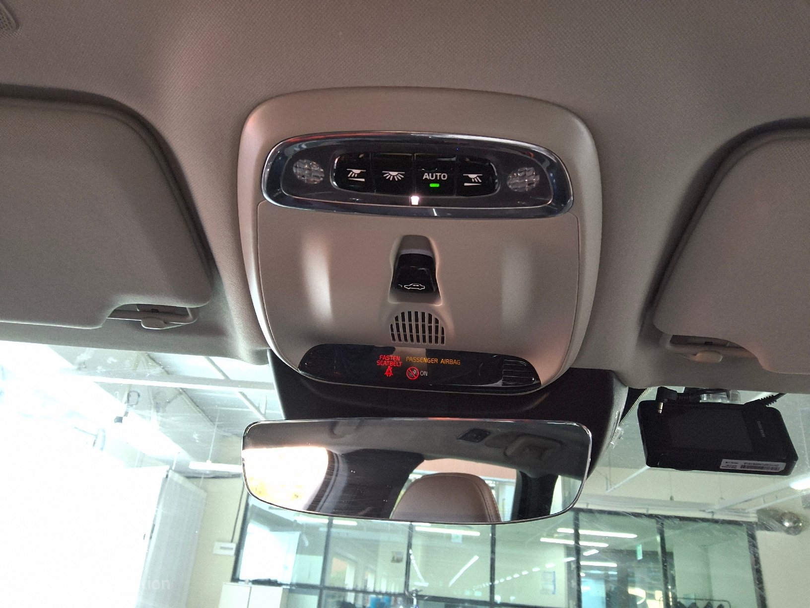 صورة إضافية