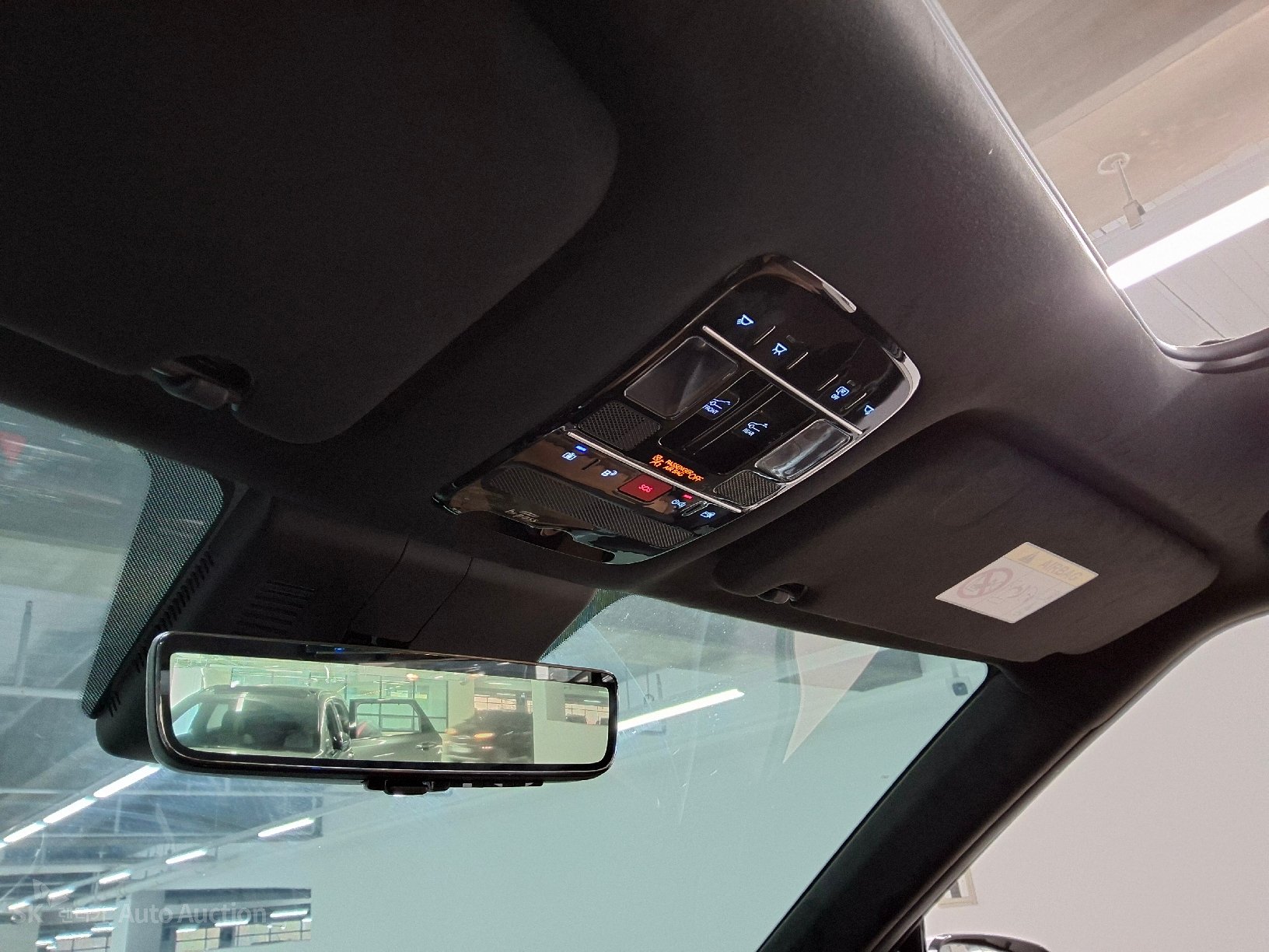 صورة إضافية