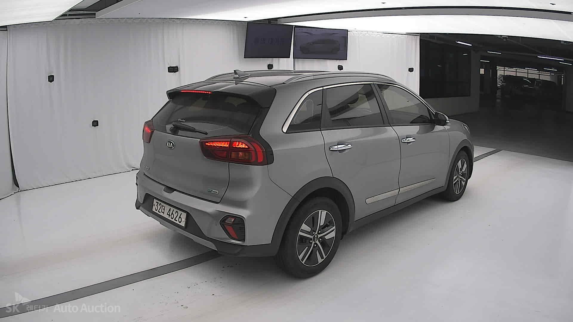 صورة إضافية