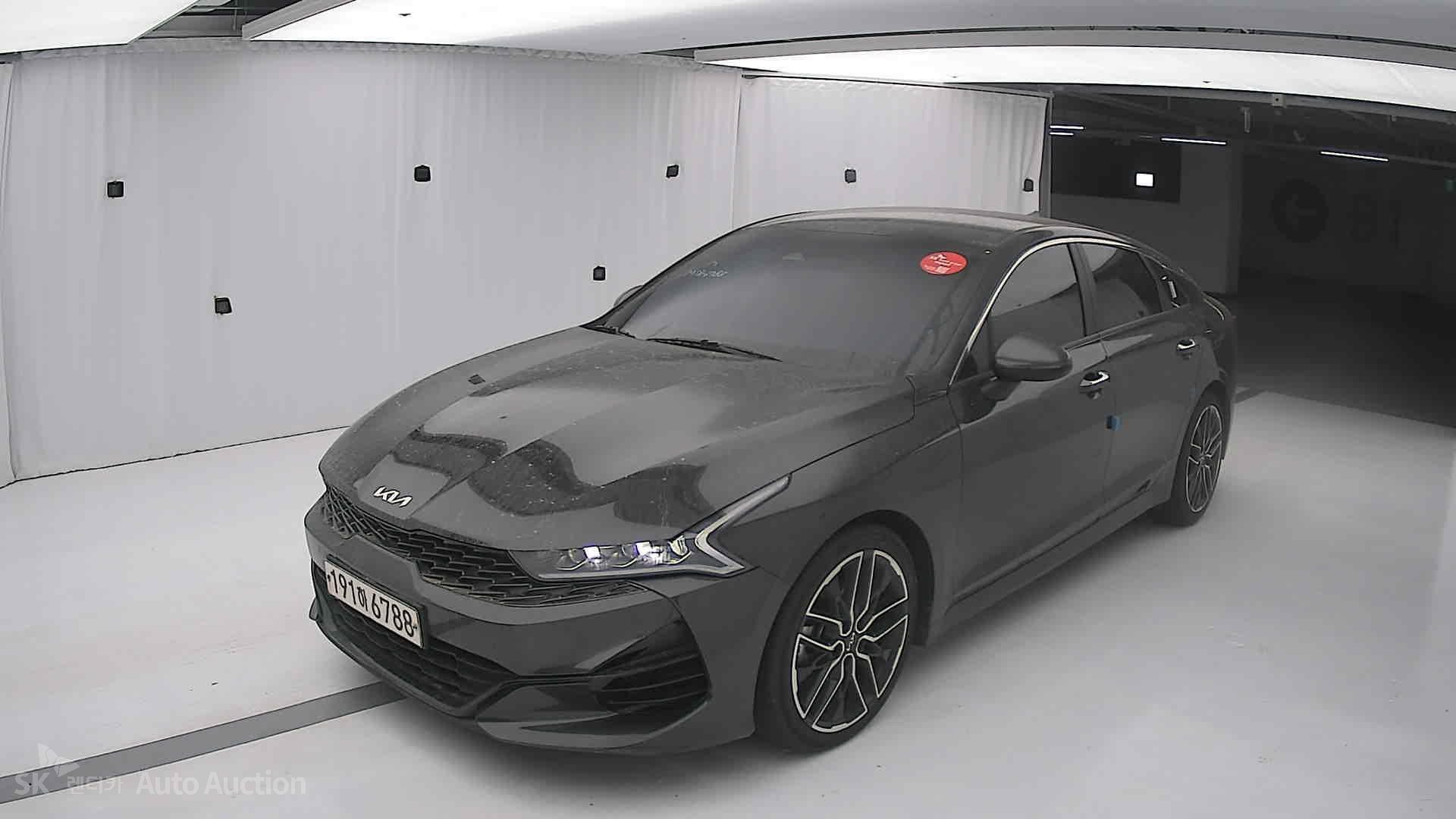 صورة إضافية