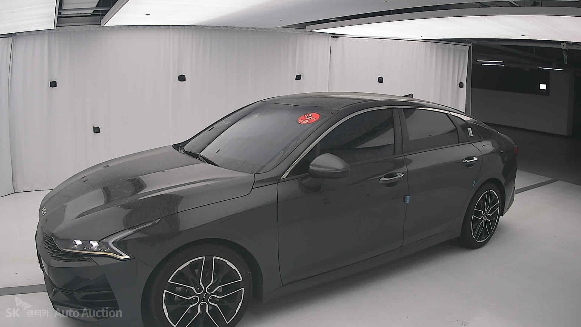 صورة إضافية