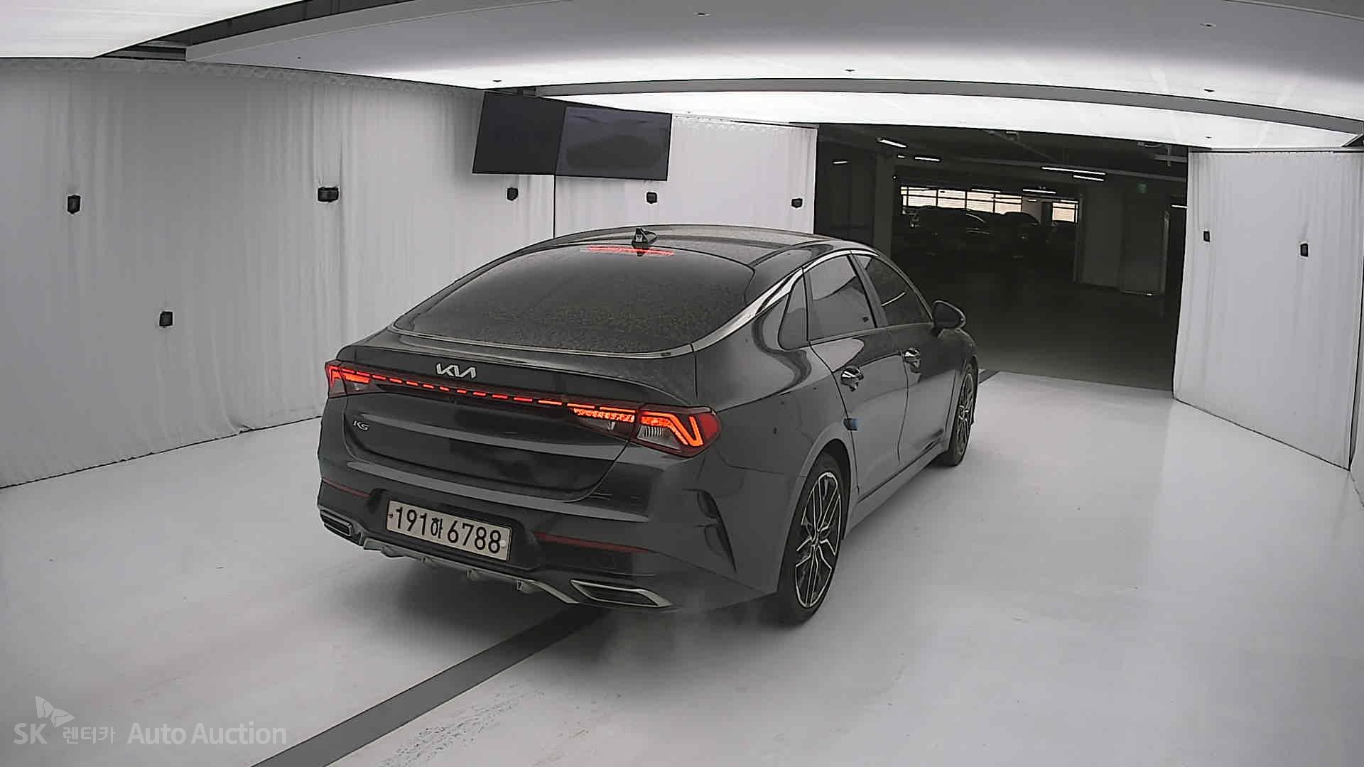 صورة إضافية