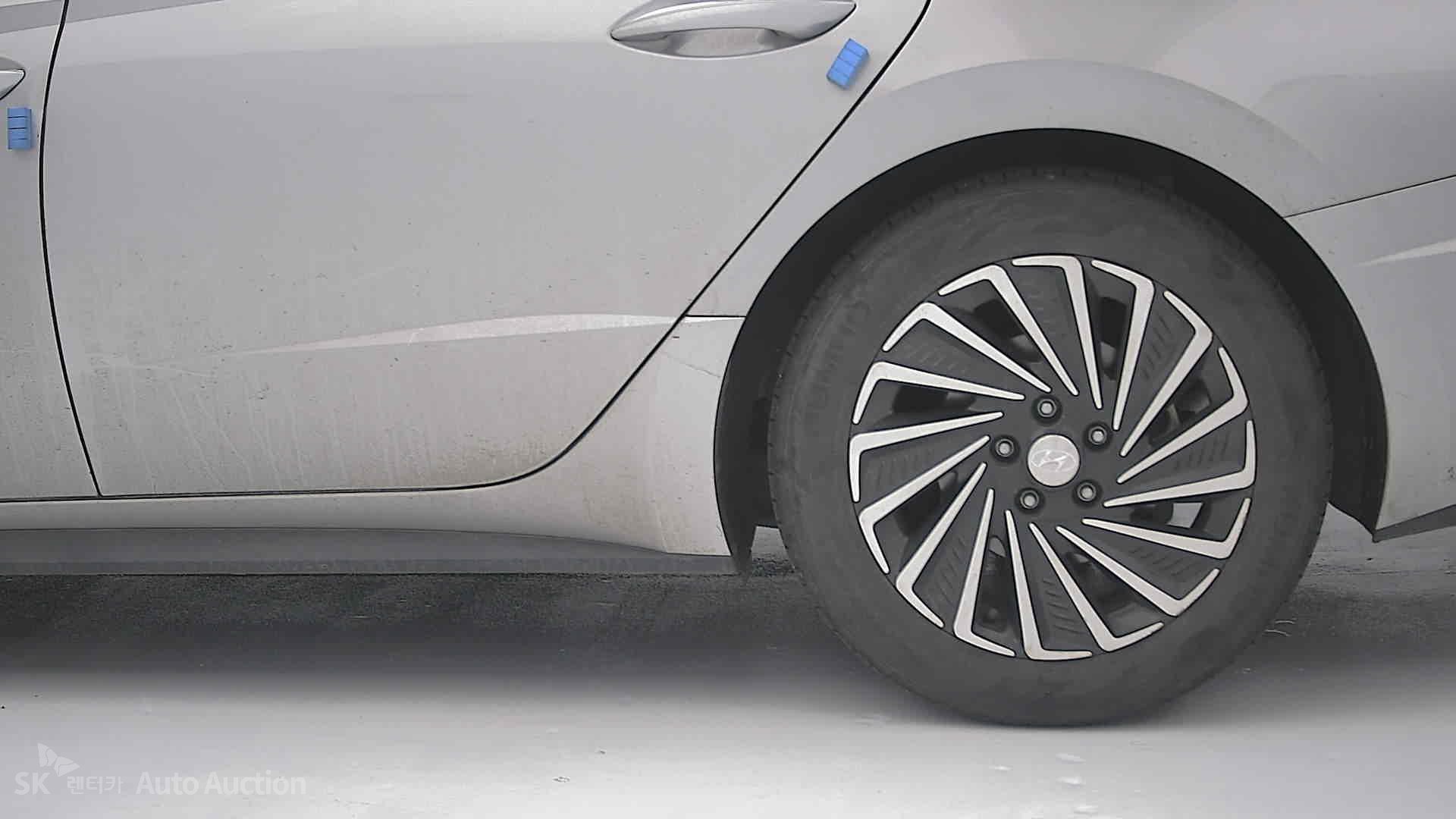 صورة إضافية