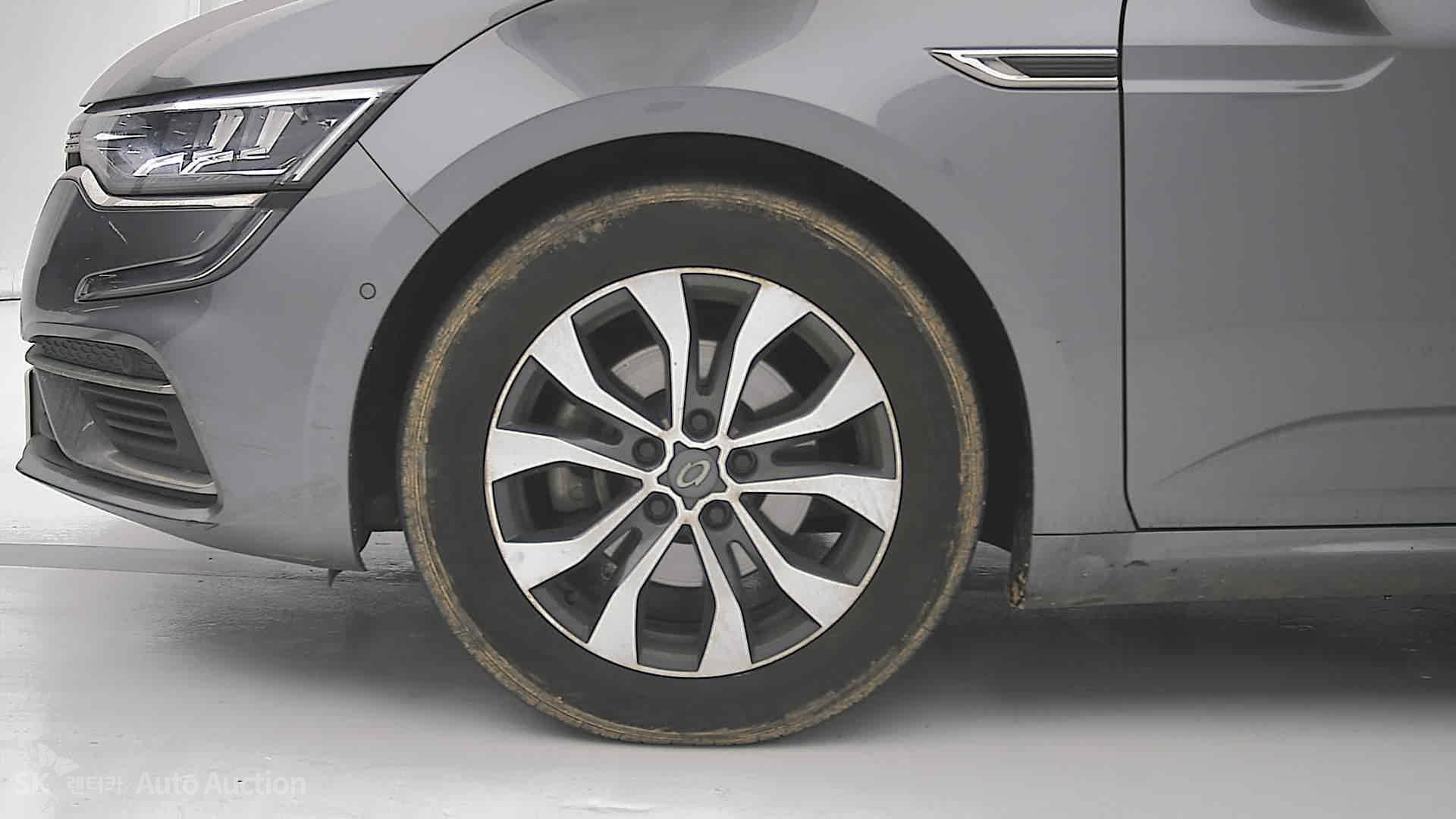 صورة إضافية