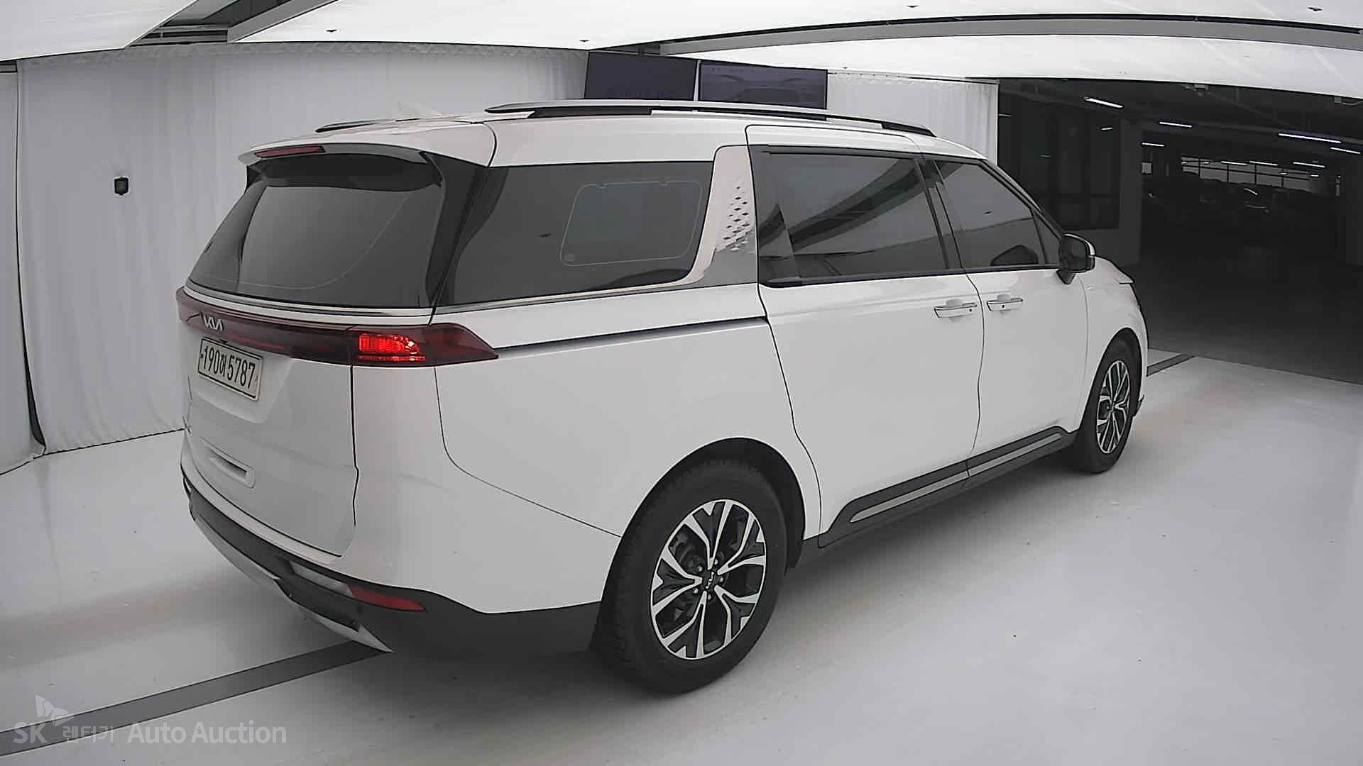 صورة إضافية