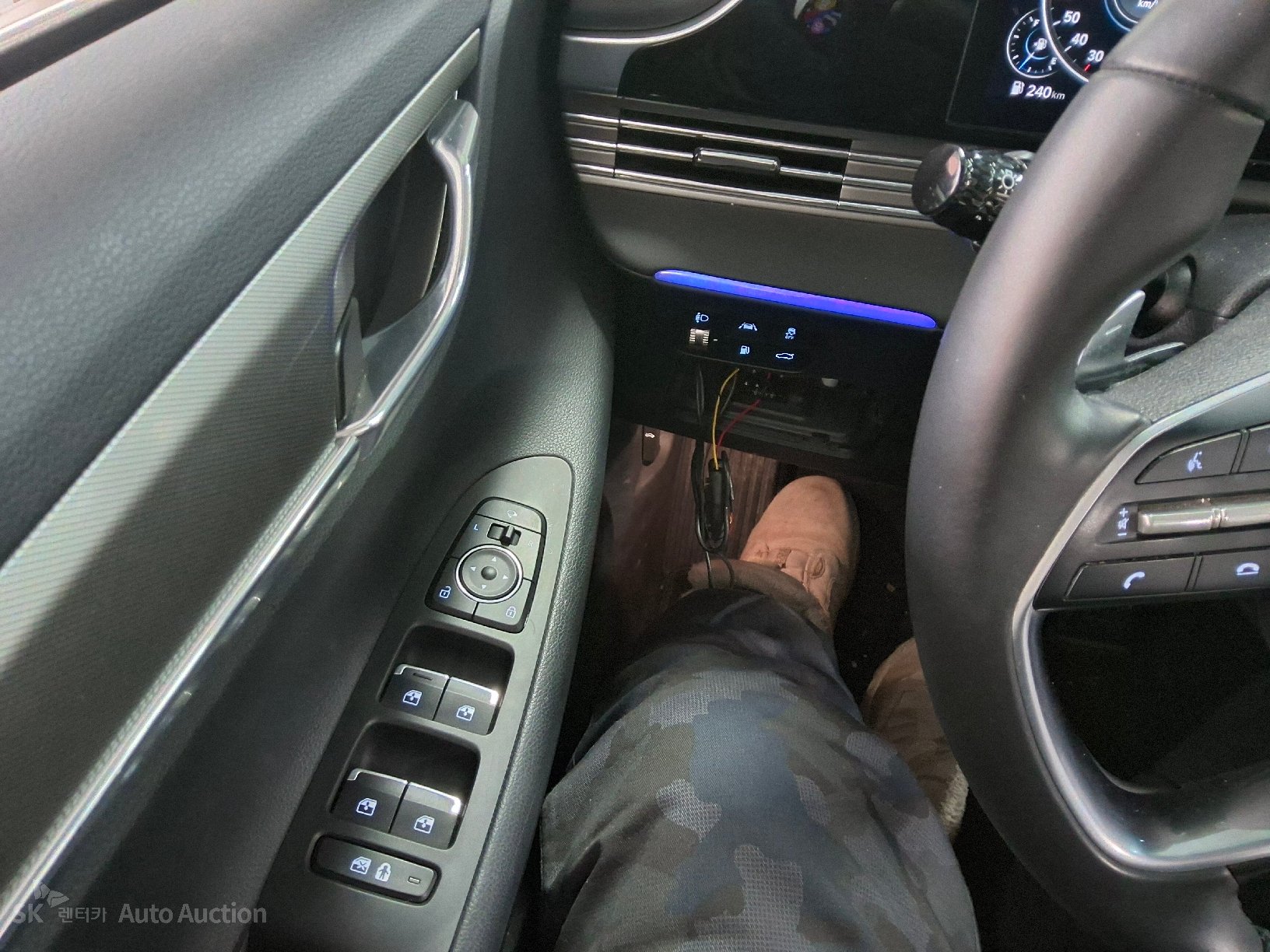 صورة إضافية