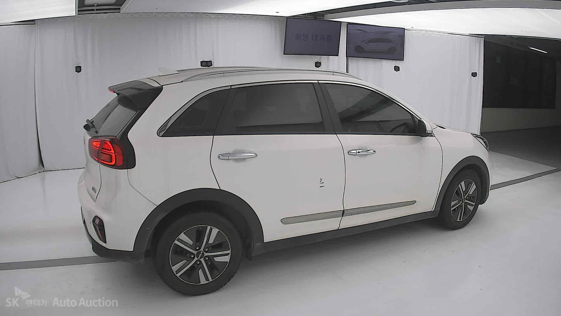 صورة إضافية