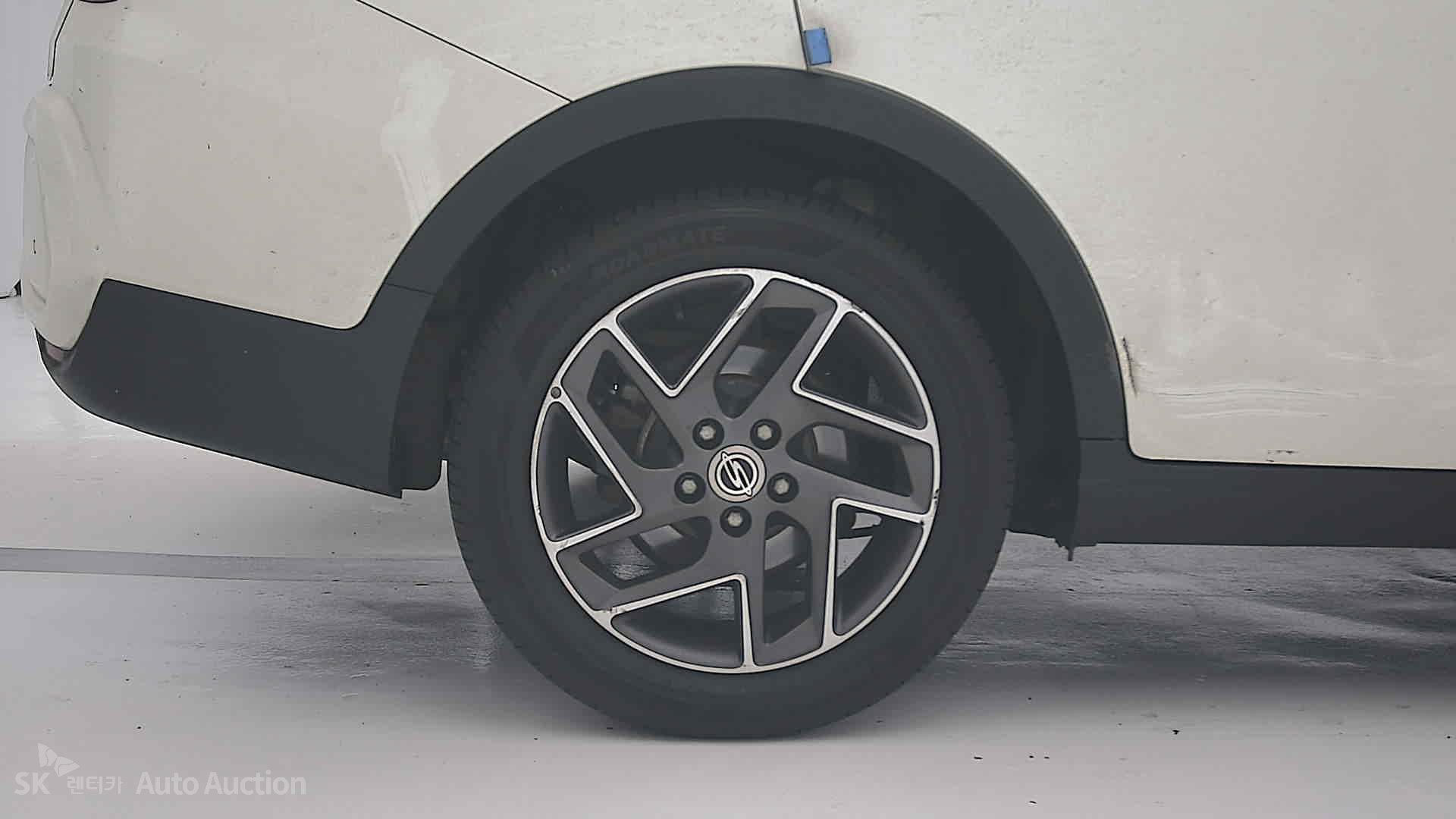 صورة إضافية