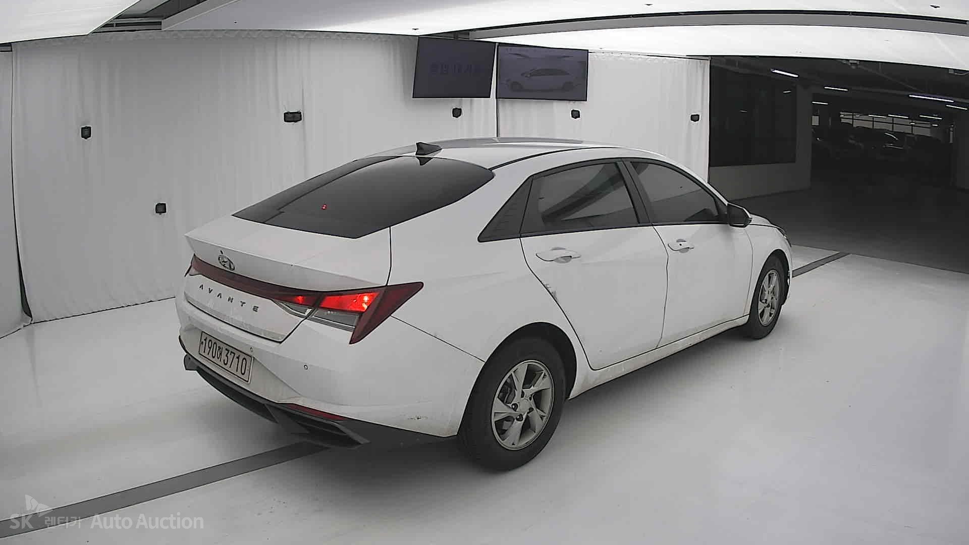 صورة إضافية