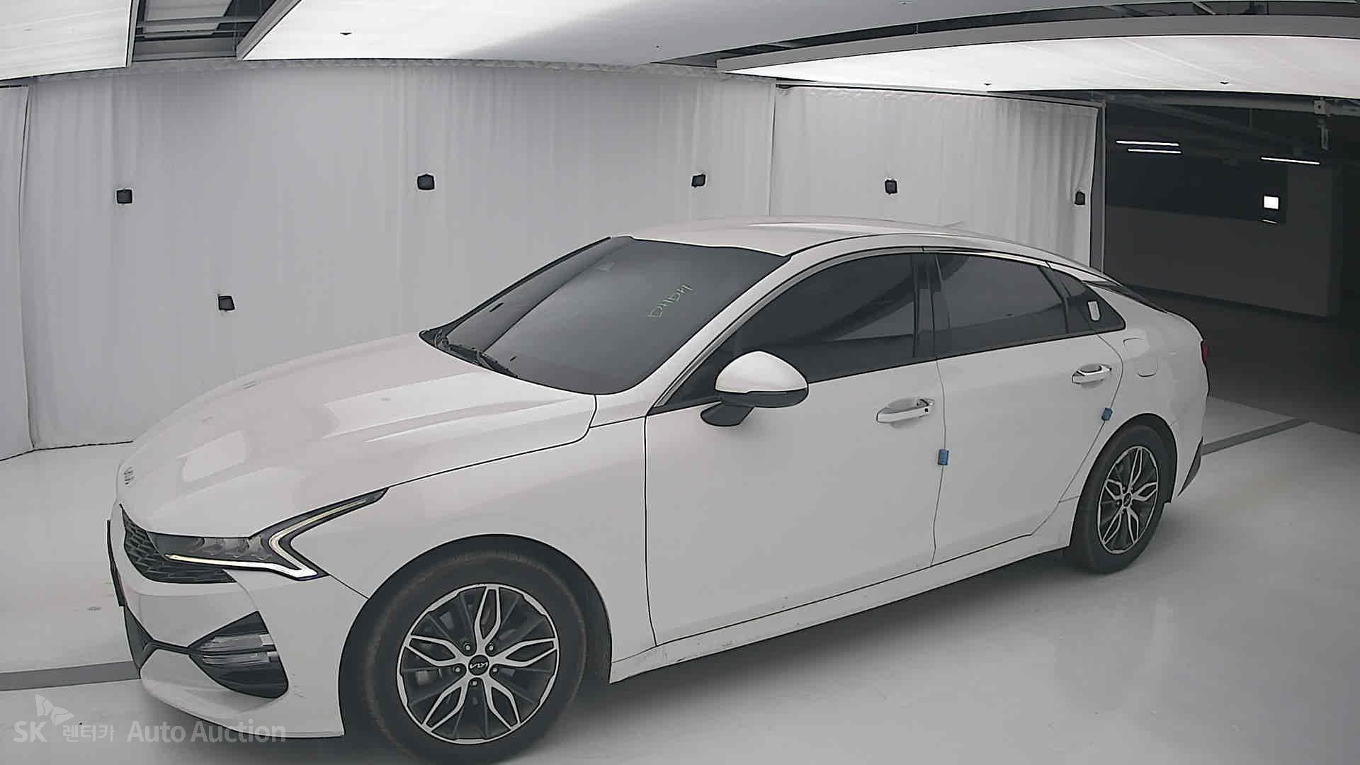 صورة إضافية