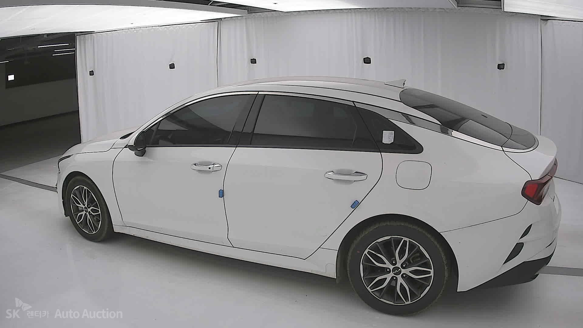 صورة إضافية