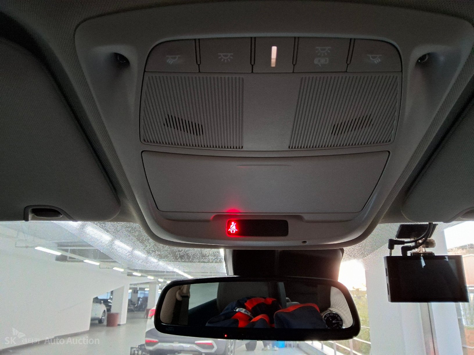 صورة إضافية