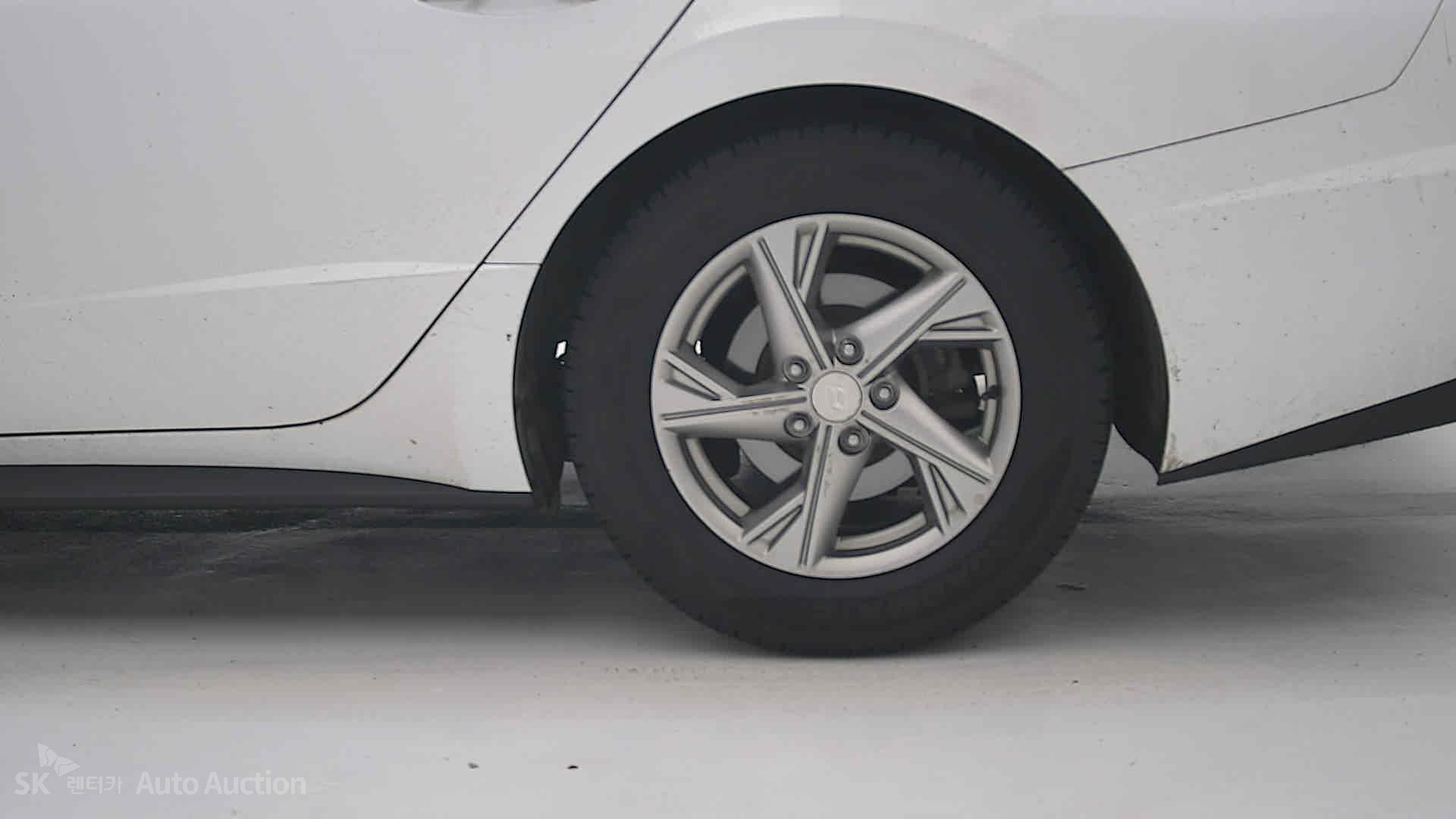 صورة إضافية