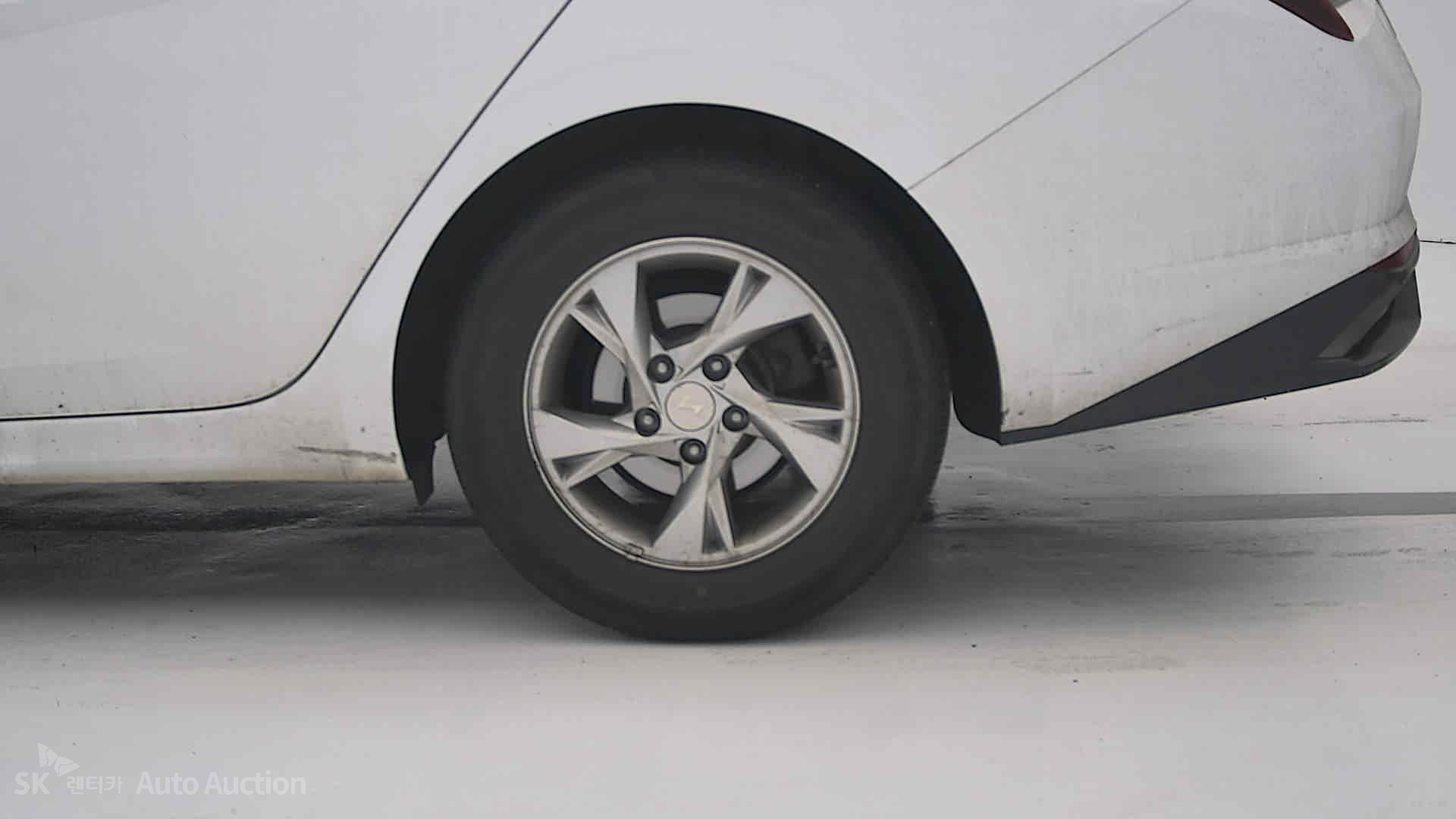 صورة إضافية