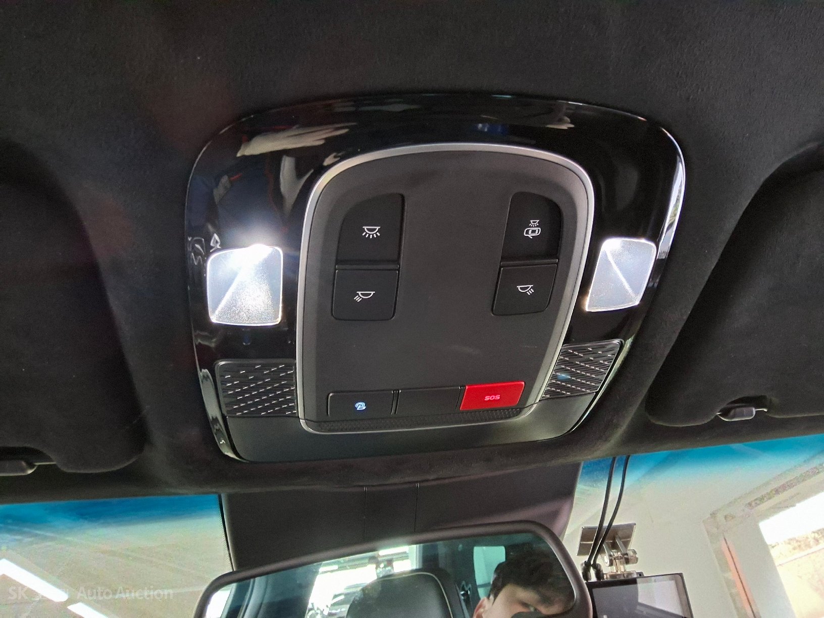 صورة إضافية