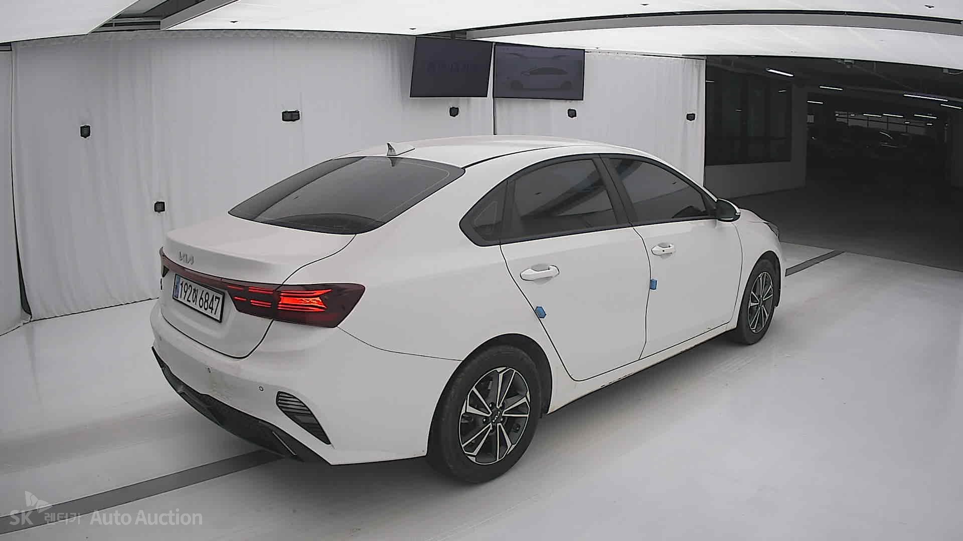 صورة إضافية