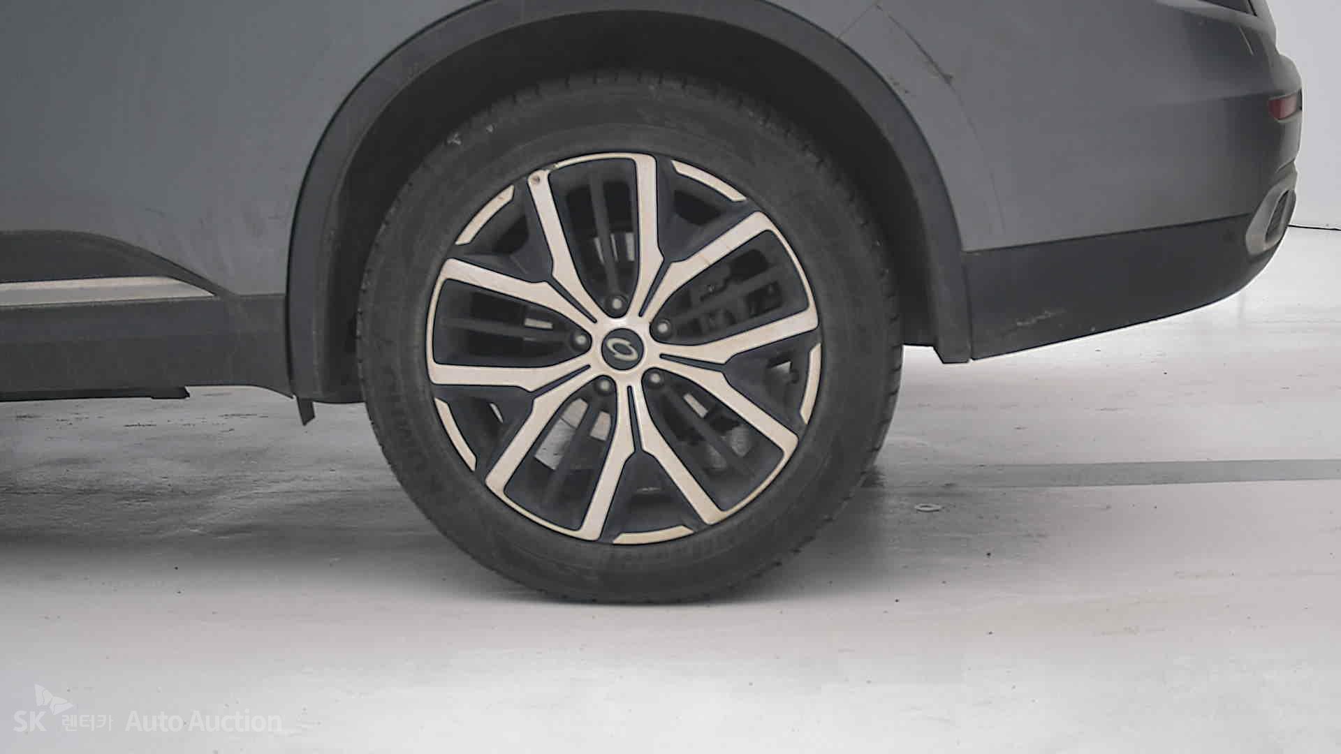 صورة إضافية