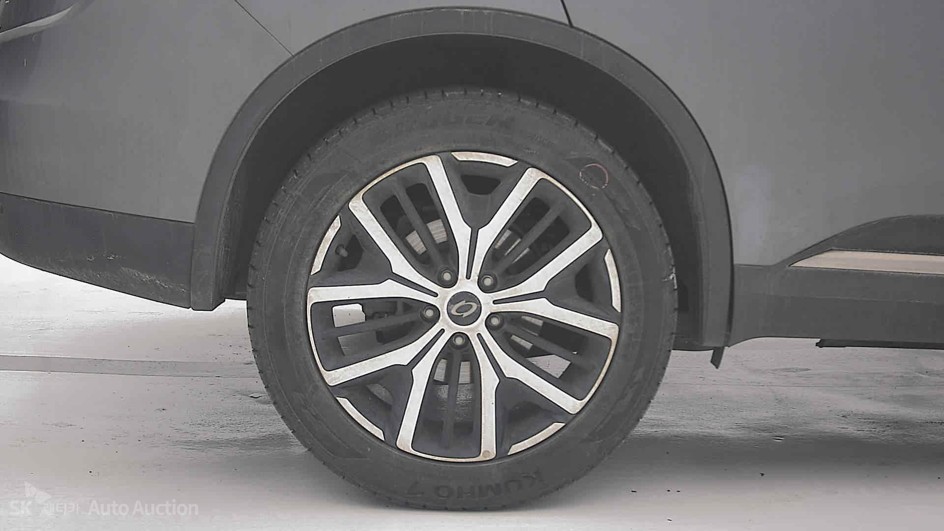 صورة إضافية