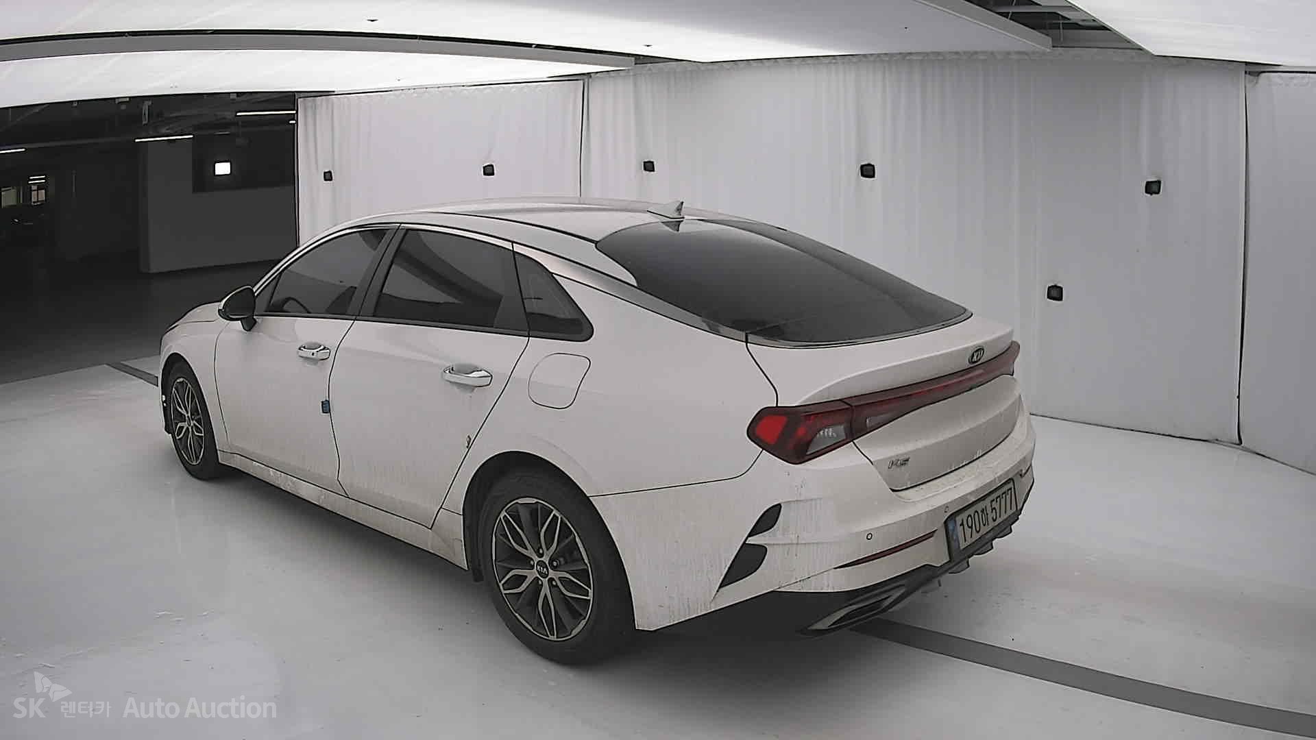 صورة إضافية