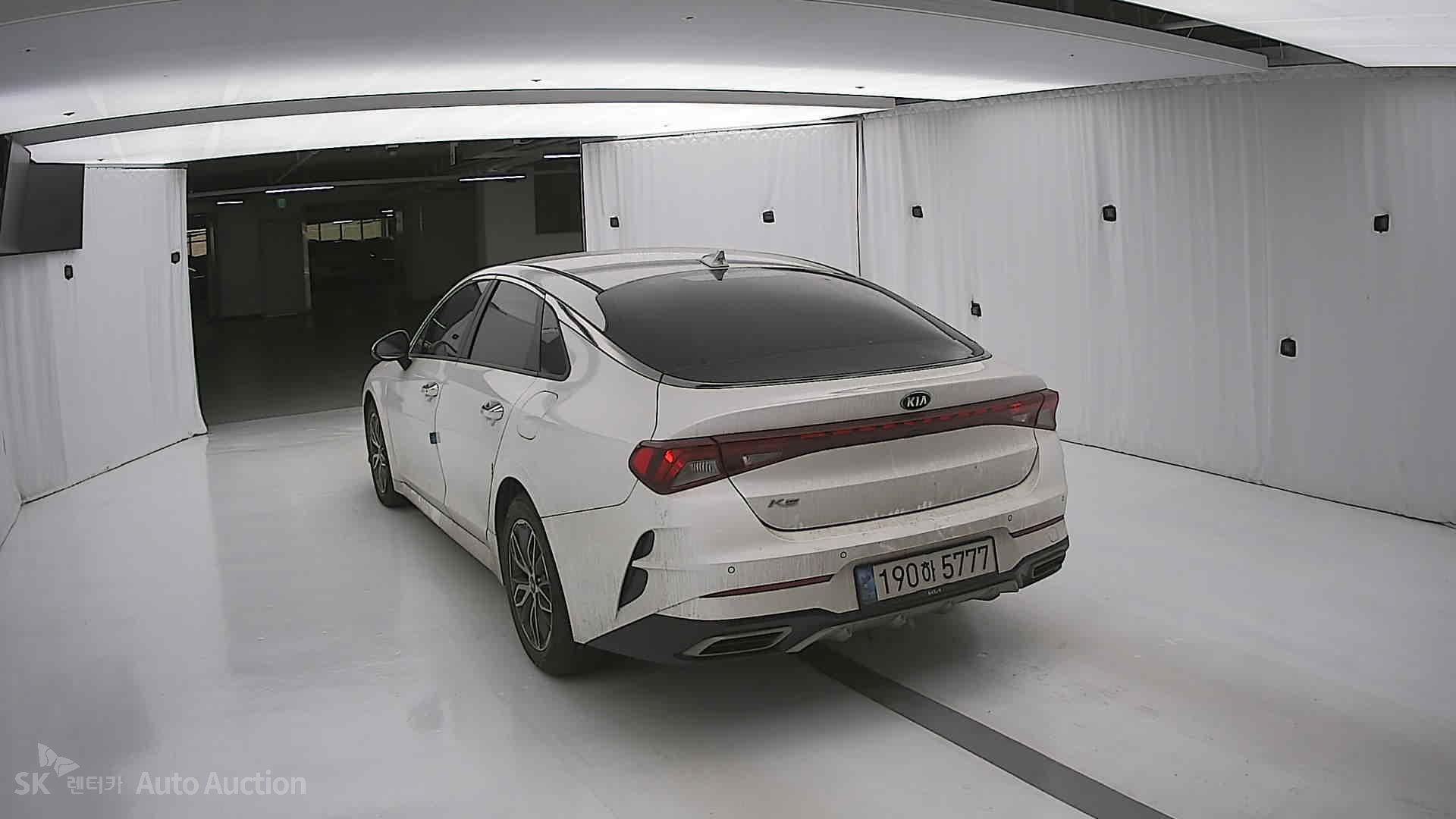 صورة إضافية