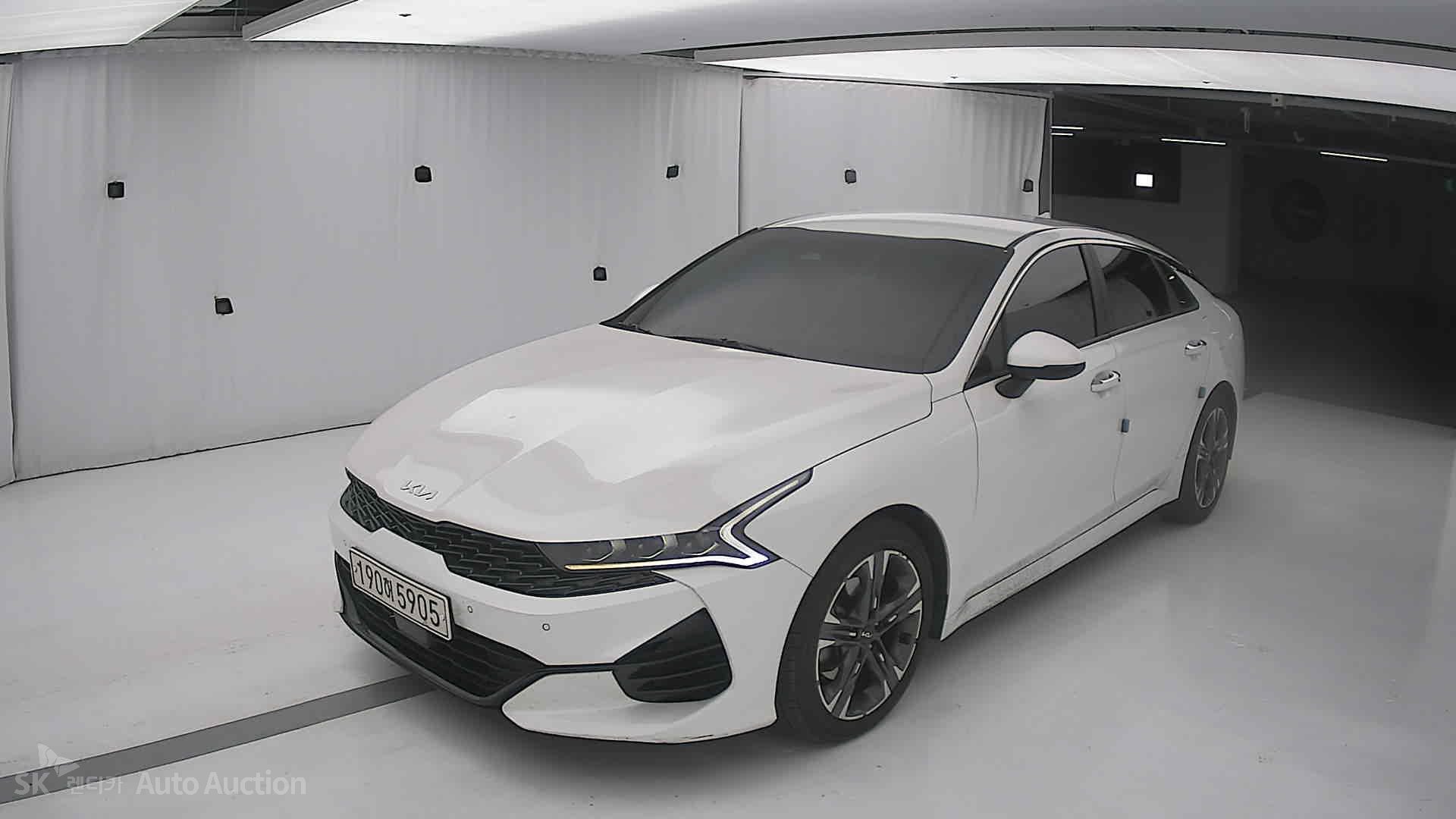 صورة إضافية