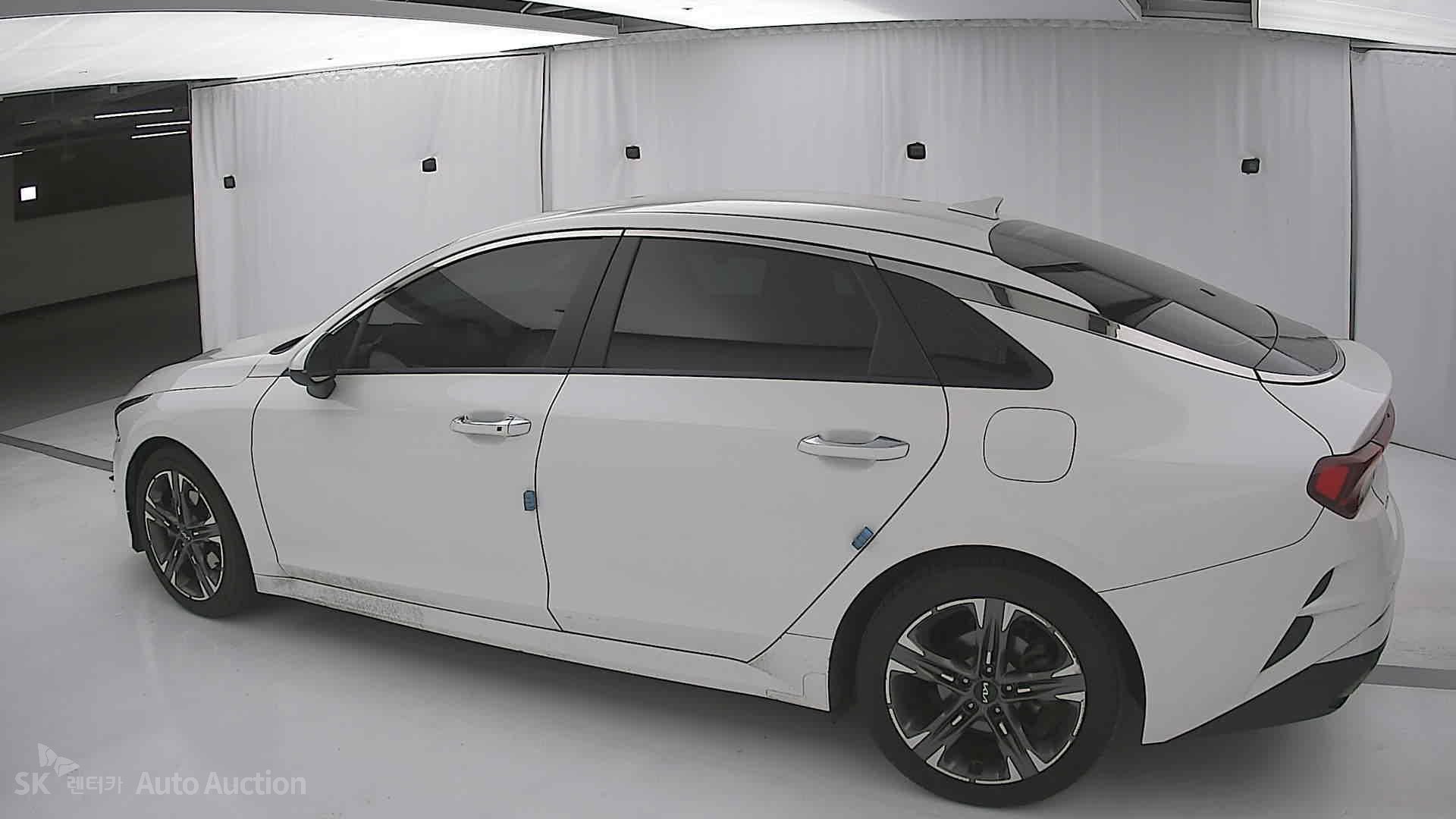 صورة إضافية