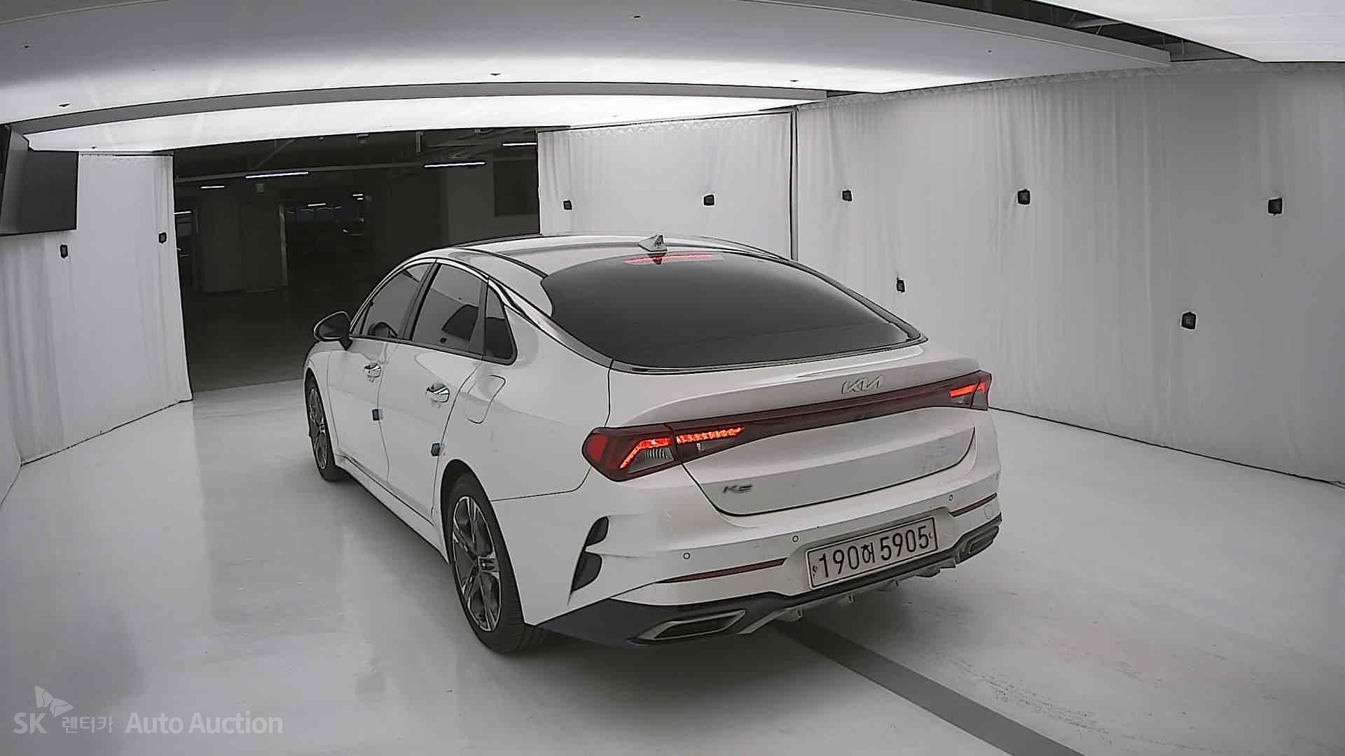 صورة إضافية