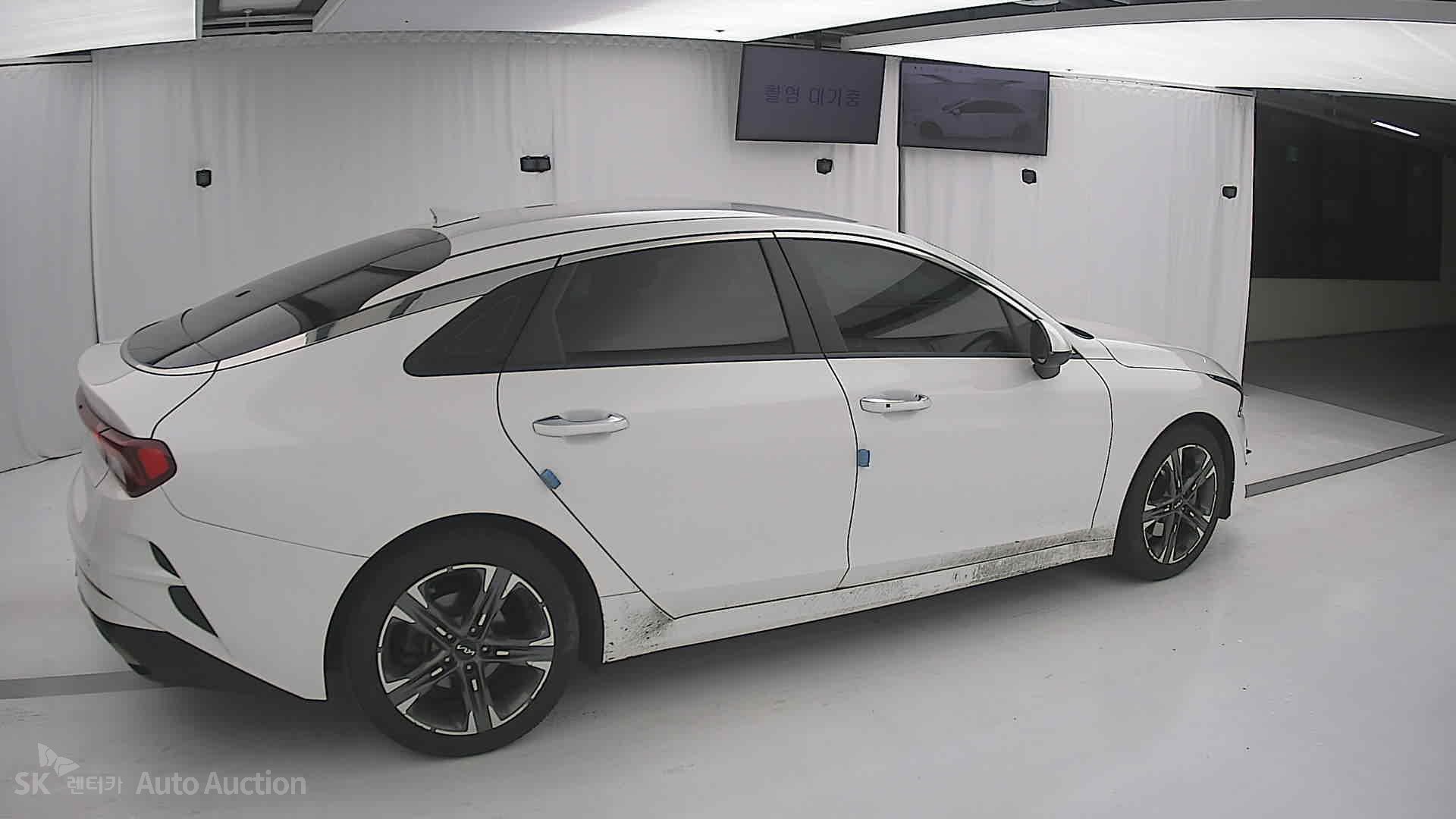 صورة إضافية