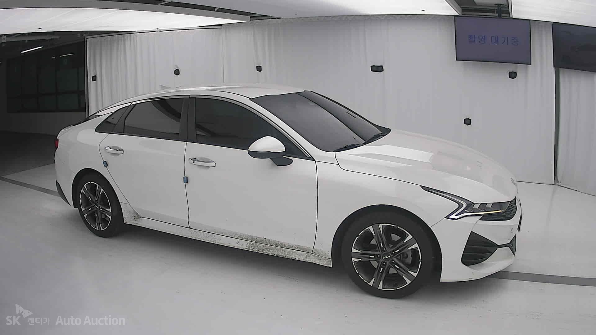 صورة إضافية