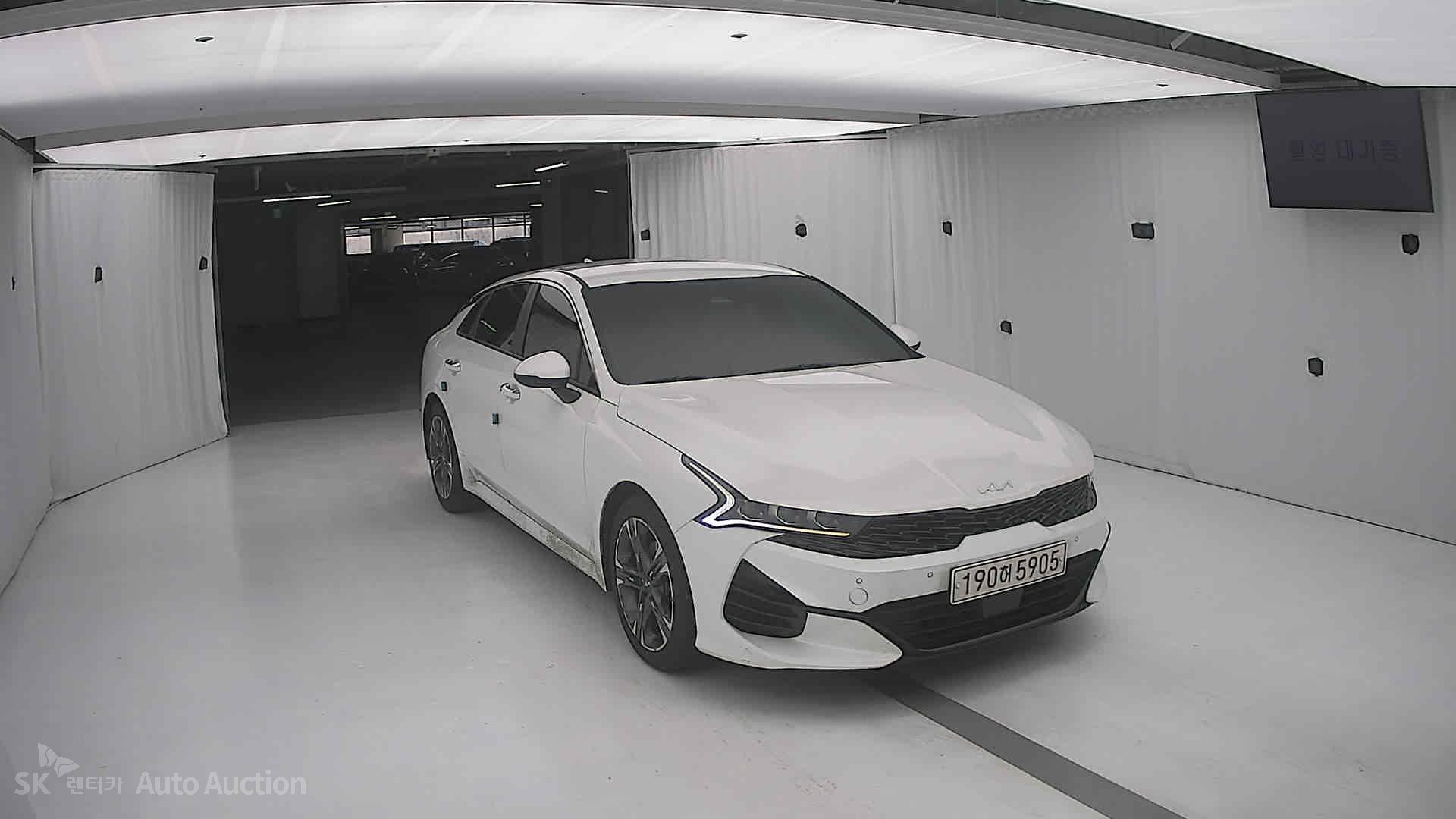 صورة إضافية