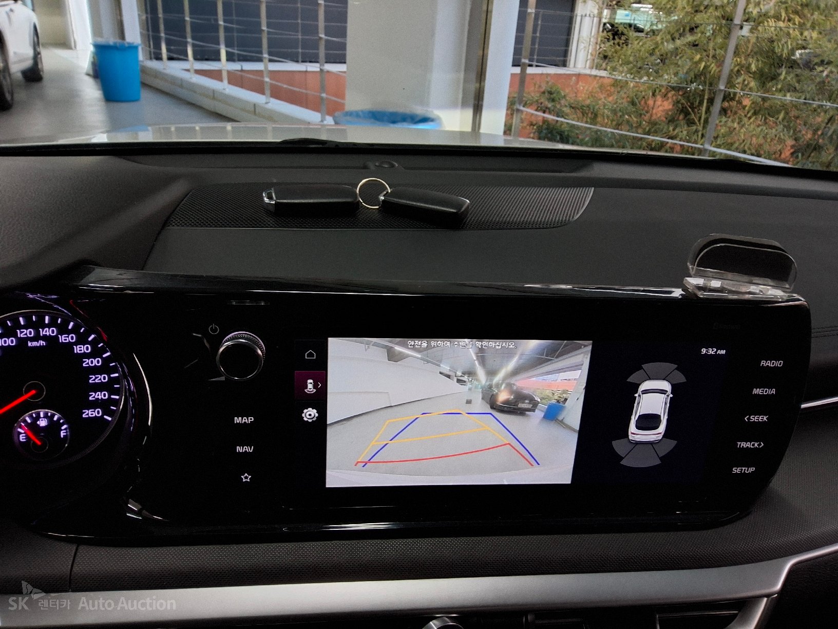 صورة إضافية