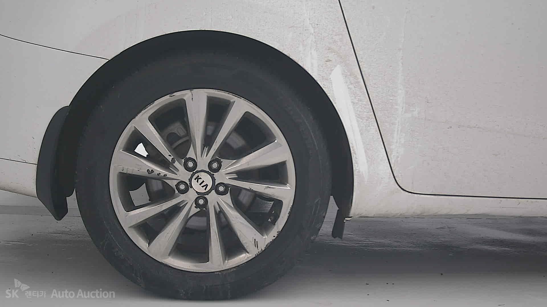 صورة إضافية