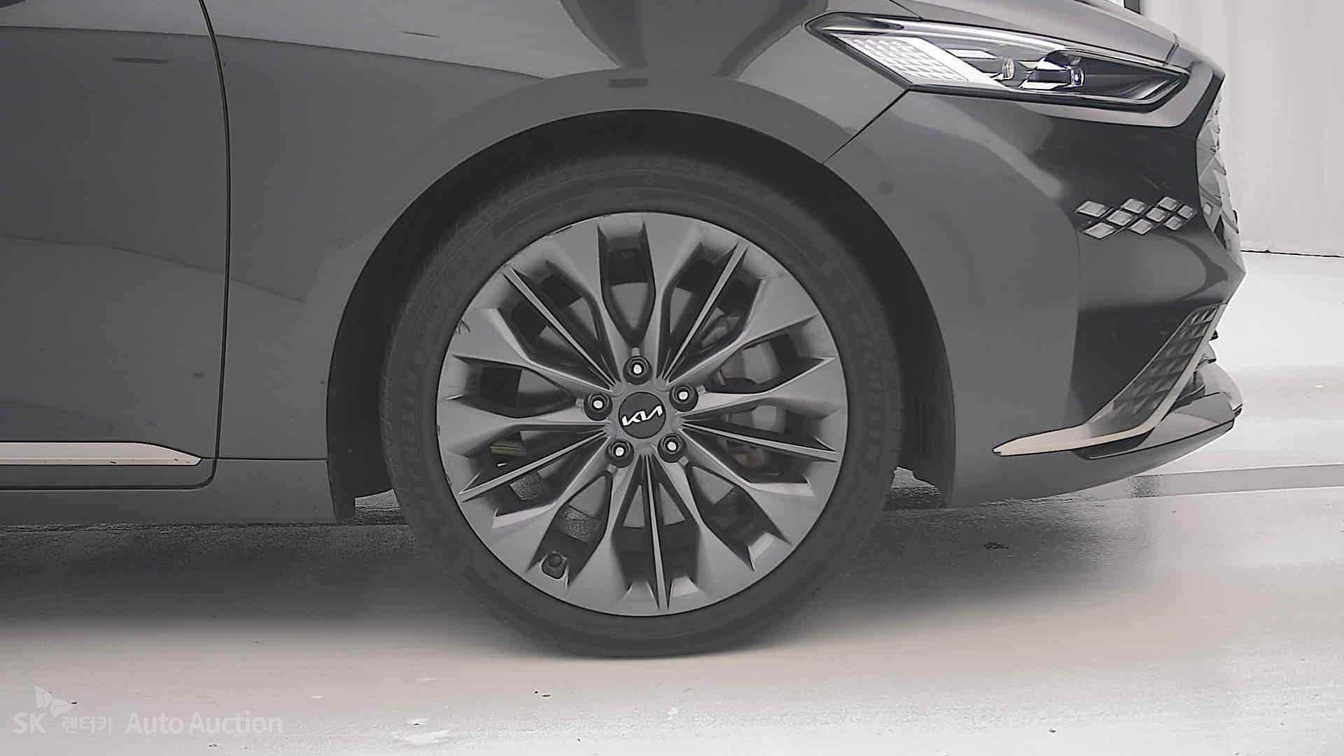 صورة إضافية