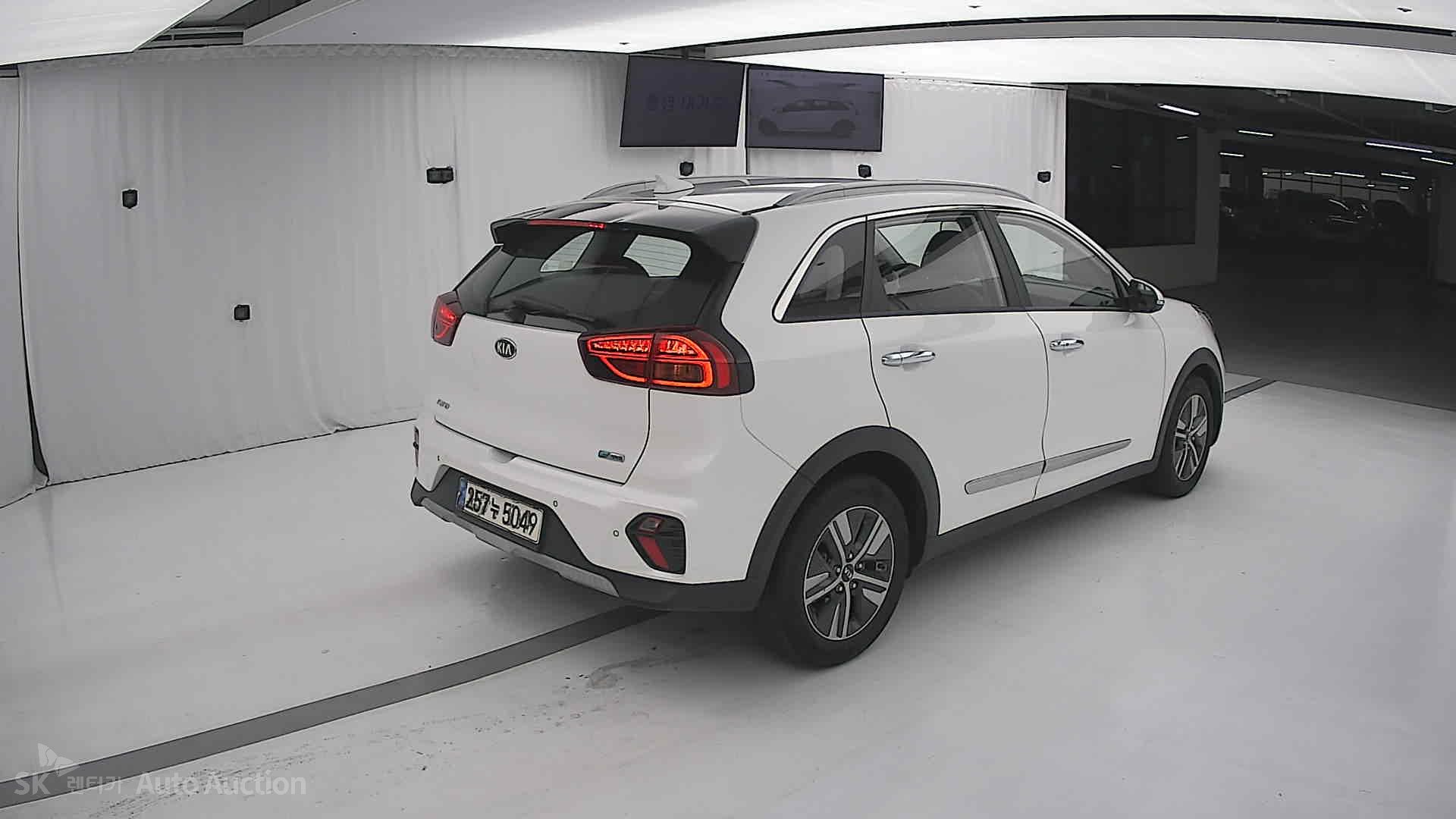 صورة إضافية