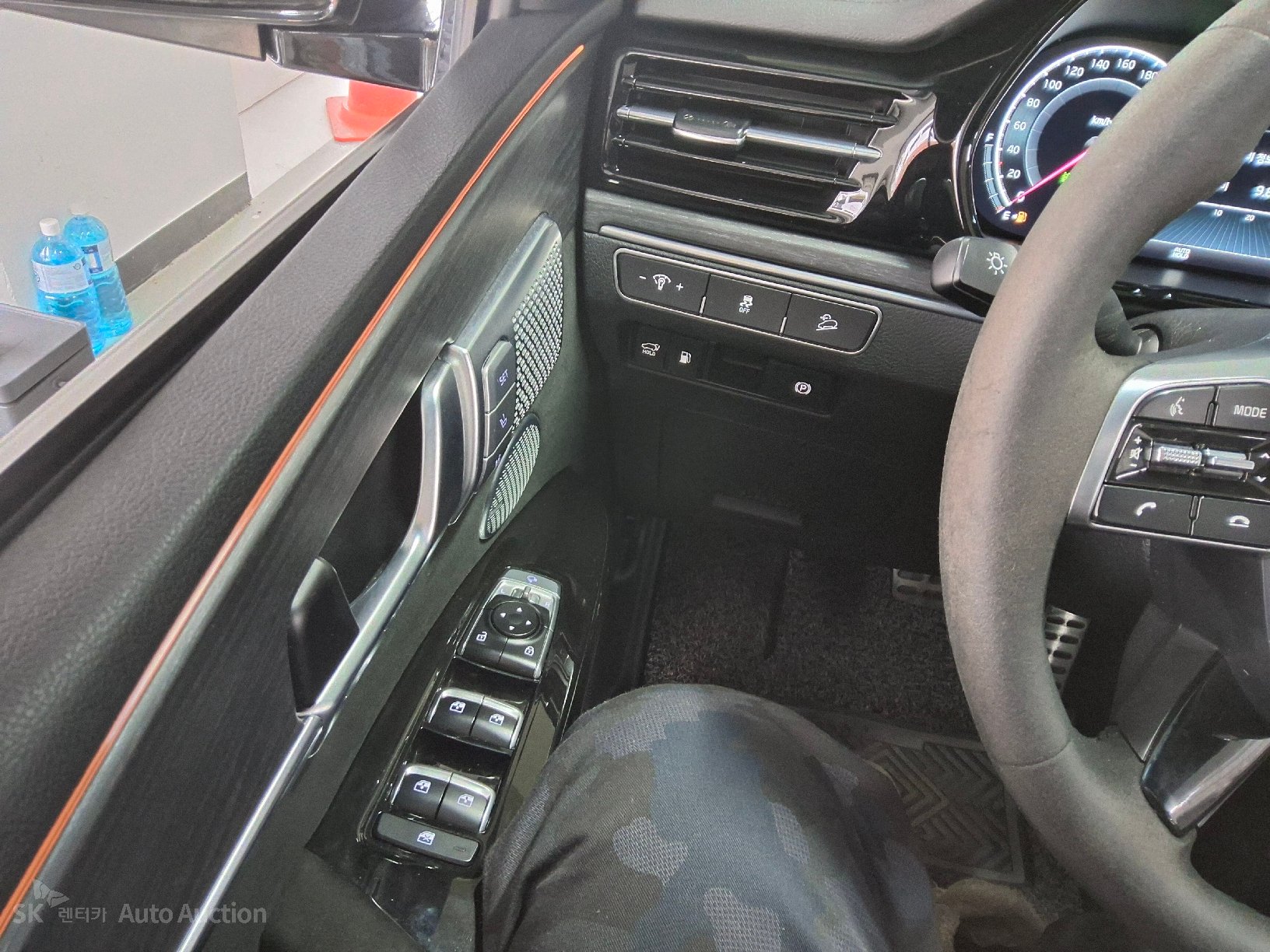 صورة إضافية