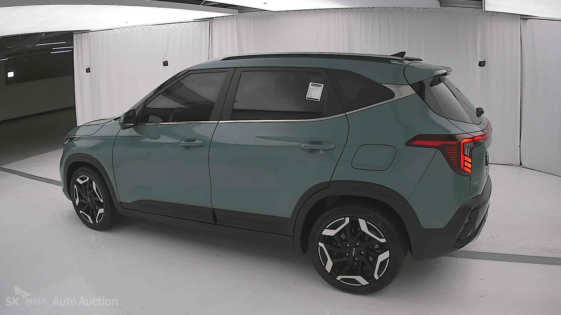 صورة إضافية