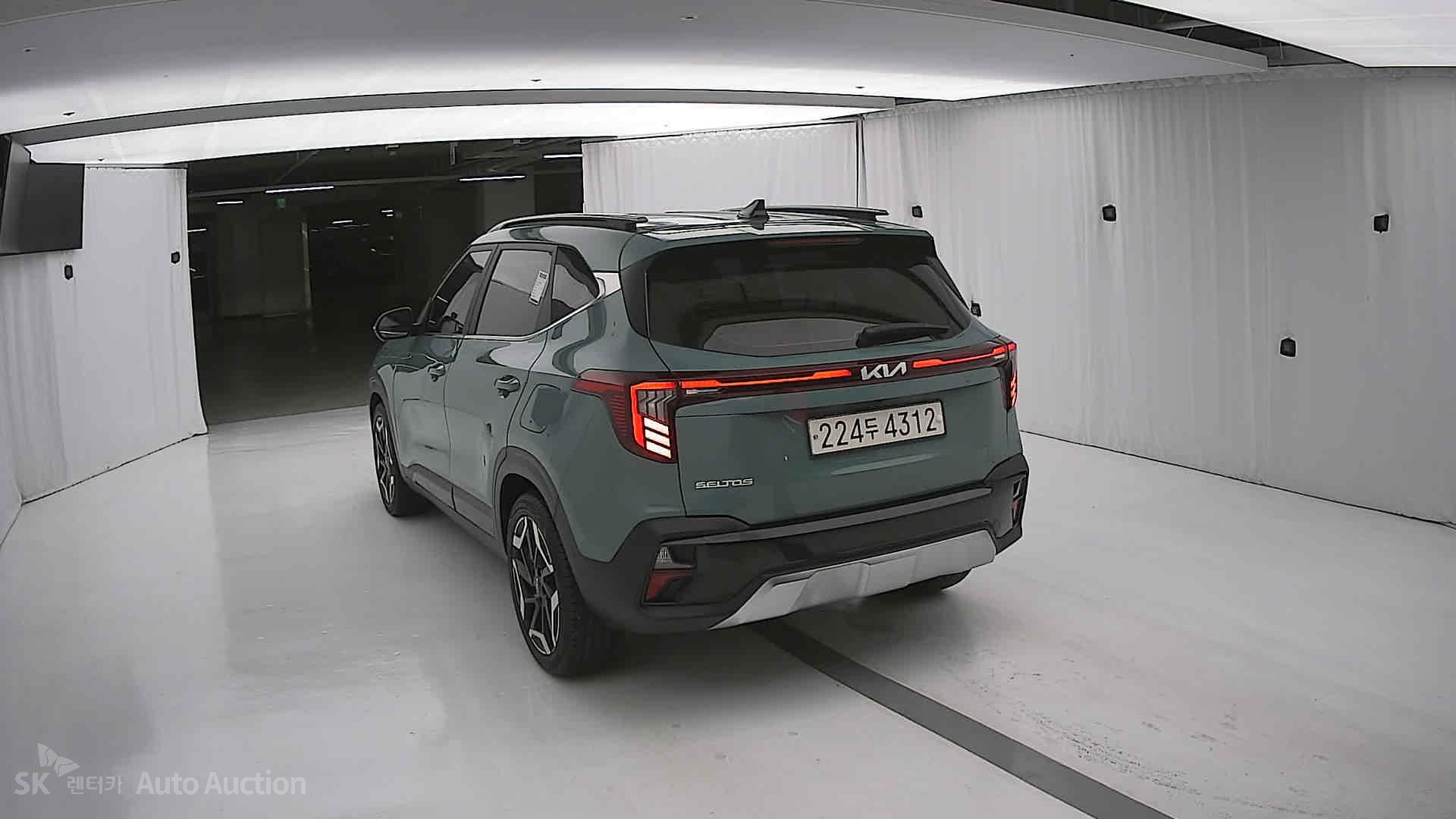 صورة إضافية