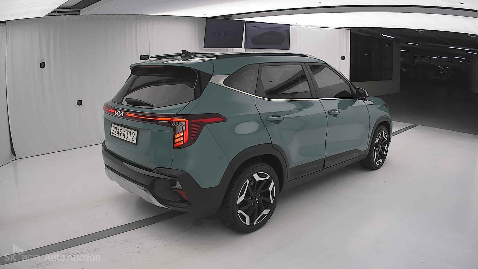 صورة إضافية