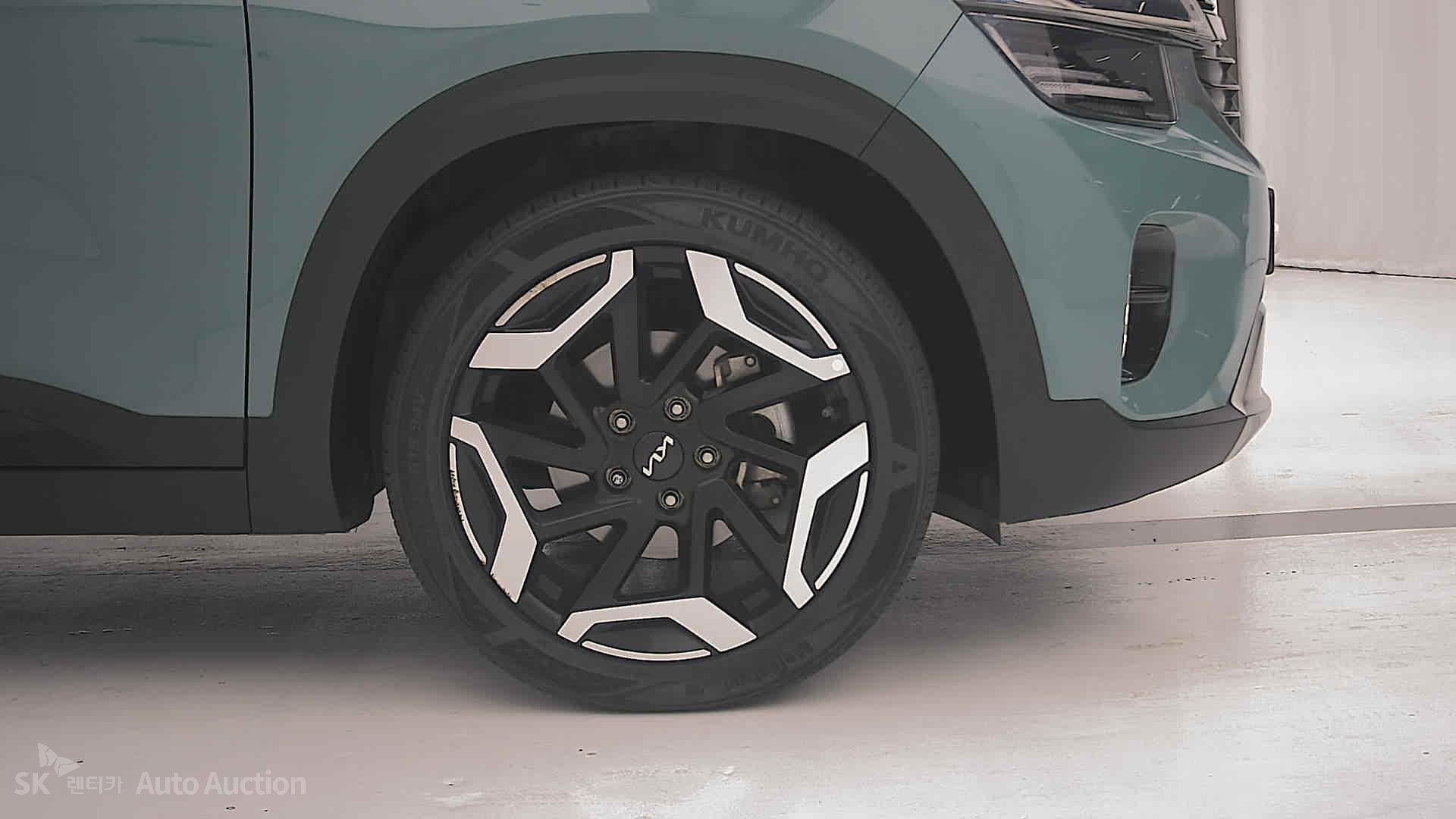 صورة إضافية