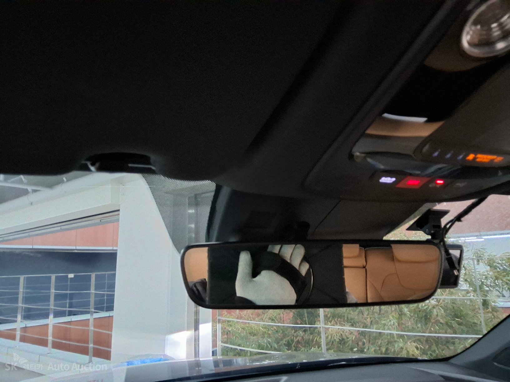 صورة إضافية